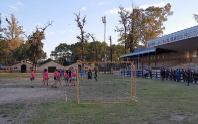 Con fútbol femenino se presentó el nuevo circuito turístico dedicado a las mujeres que marcaron la historia de Rosario