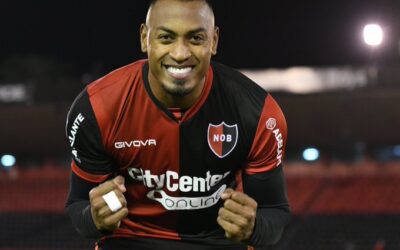 Newells ganó y alcanzó la cima del torneo