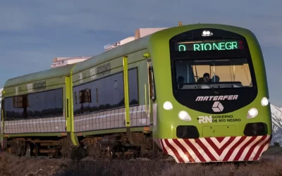 Se inaugura la excursión turística nocturna en tren desde Bariloche a la estación Perito Moreno