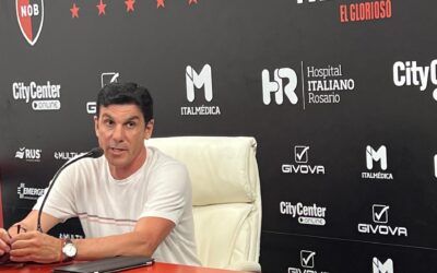 Mauricio Larriera fue presentado como DT de Newell’s: “Estamos acá para ganar, para obtener resultados y el primero que no se lo tiene que olvidar soy yo”