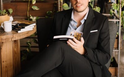 ¿Quién es el creador de contenido que busca incentivar la lectura y alejarse un rato de las redes ?